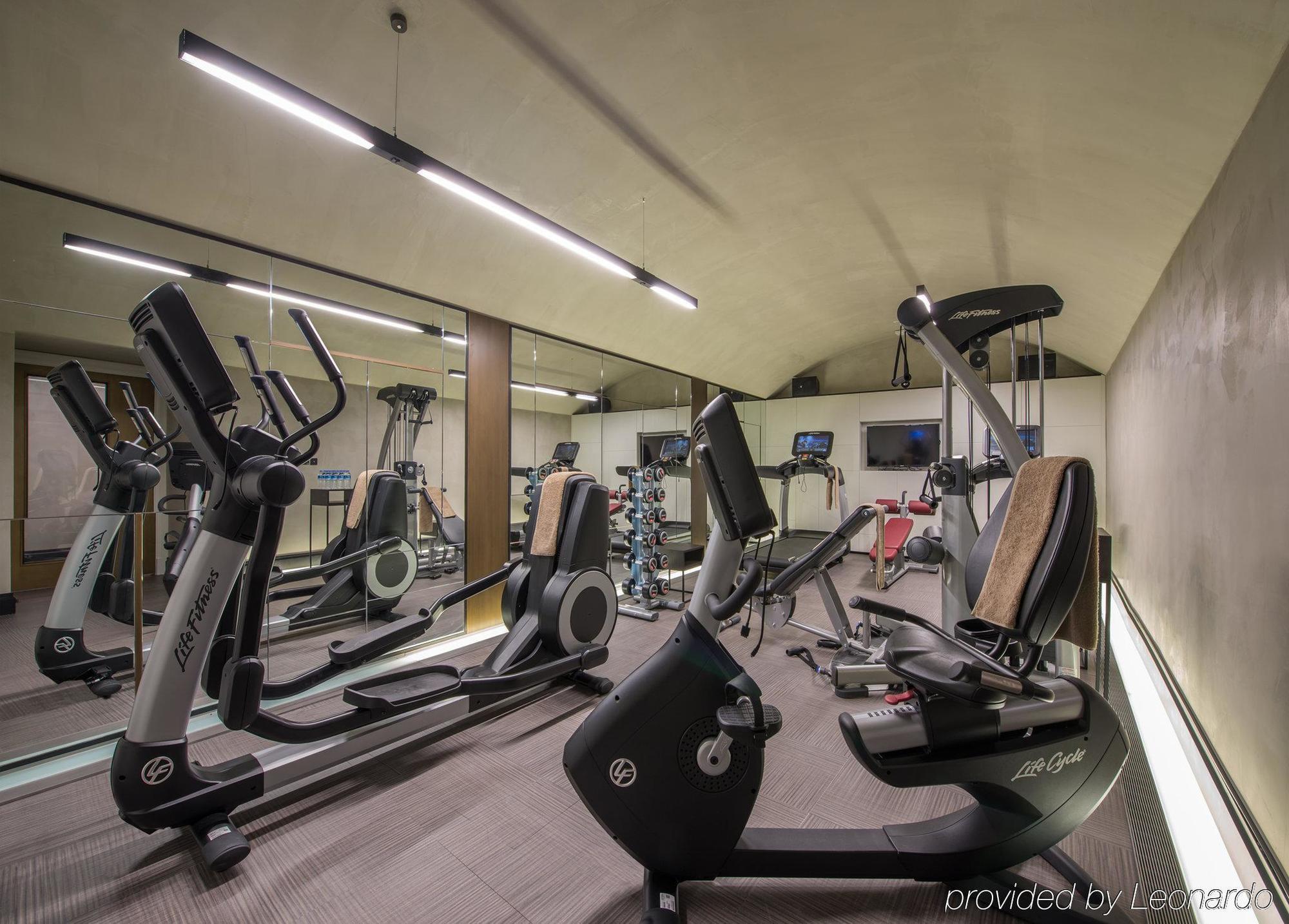 10 Karakoy Hotel Istanbul Luaran gambar The gym at the hotel